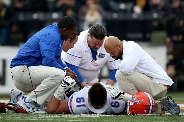 Dr. Kevin Farmer named SEC Team Physician of the Year